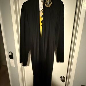 Hogwarts Black Robe with Crest